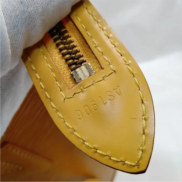 Louis Vuitton St. Jacques Yellow Epi Leather Shoulder Bag - Picture 9 of 9
